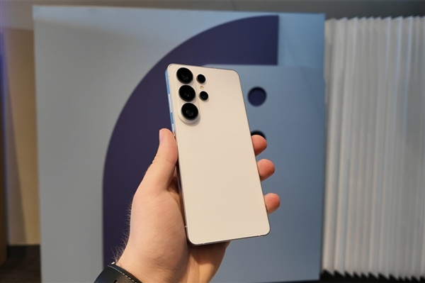 颜值大涨!奇瑞QQ3摩登版上市:8.39万配猎鹰500智驾